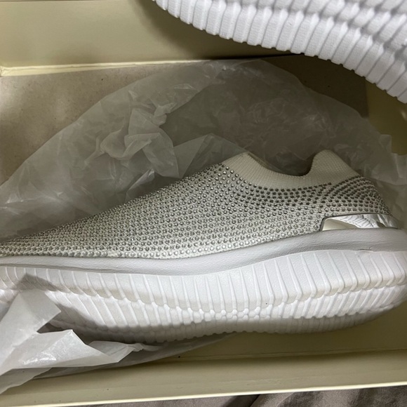 Rare White Crystal Slip On iFlex Shoes 👟 Anne Klein / size 6 - Picture 7 of 7